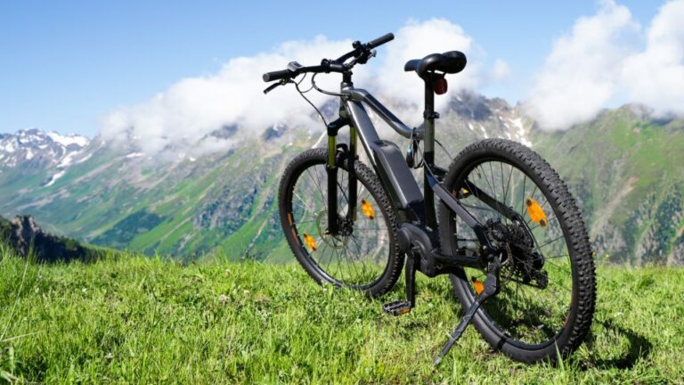 E-bike-vásárlás kezdőként – minden, amit tudni érdemes az elektromos biciklik vásárlásáról!